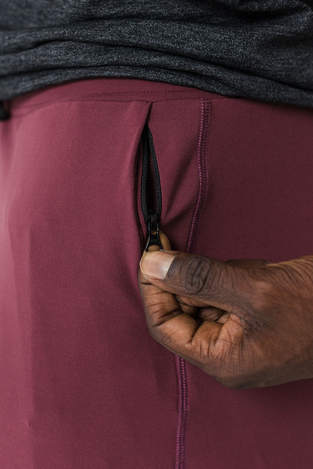 Lifestyle shorts burgundy Maru Clothing