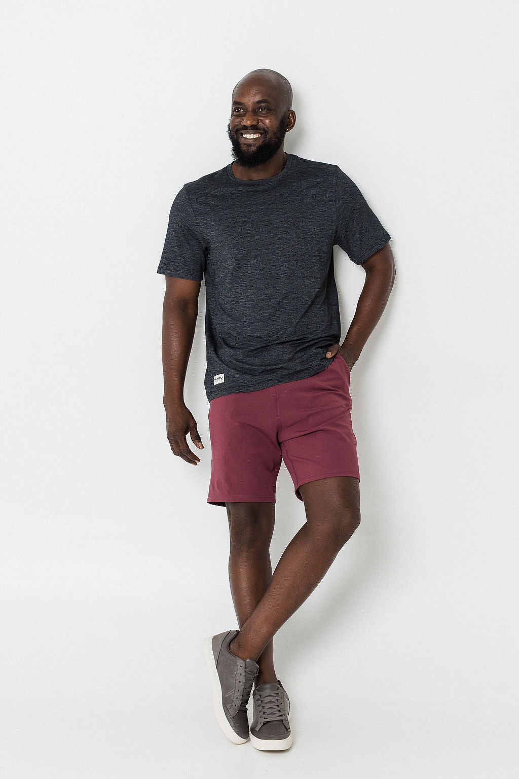Lifestyle shorts burgundy Maru Clothing