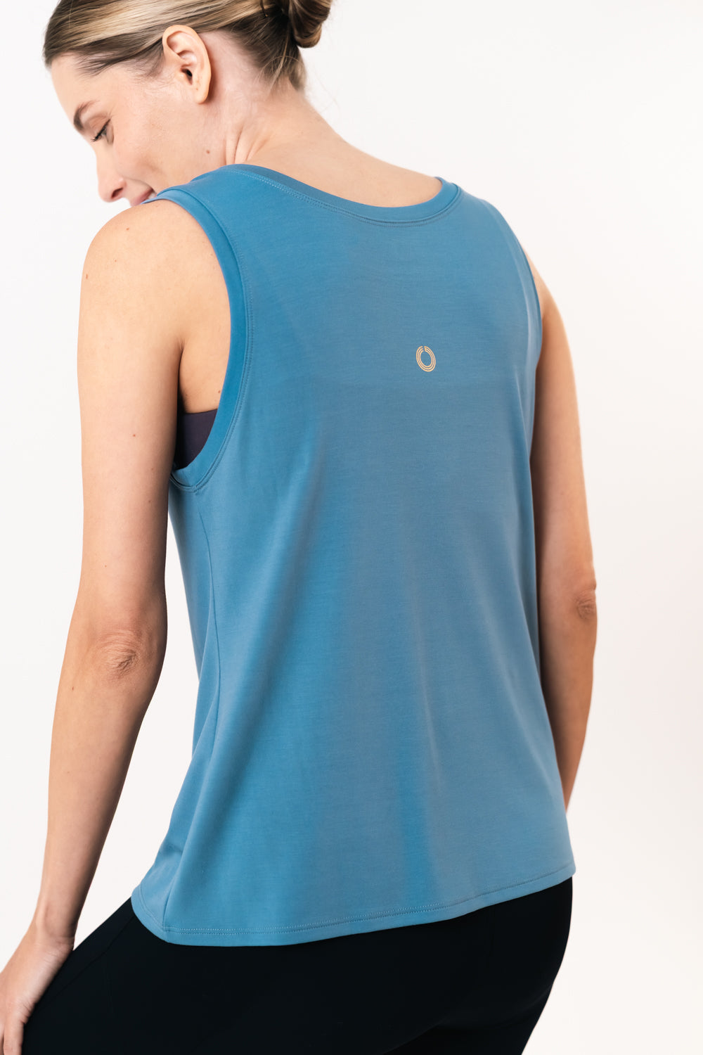 Free flow vest blue maru clothing