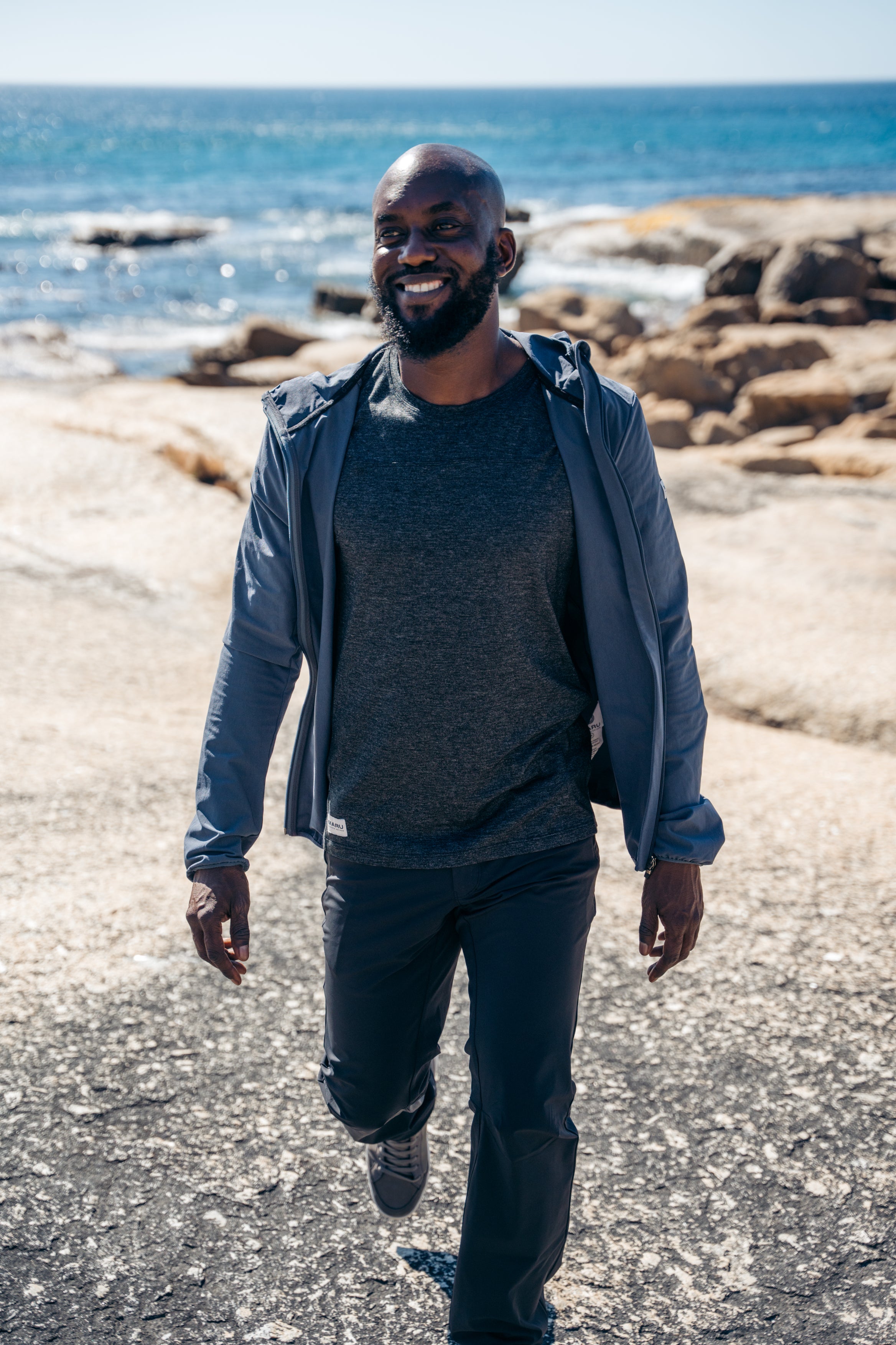 Lifestyle Joggers The One Merino wool T-shirt BSE jacket Maru Clothing