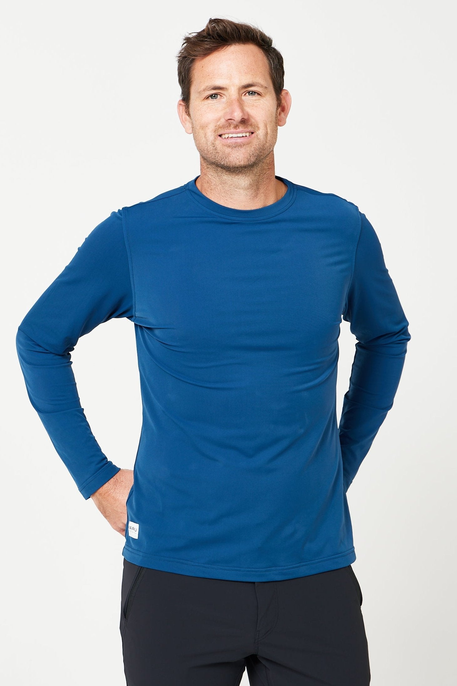 The banker long sleeve Tee agulhas blue Maru Clothing 