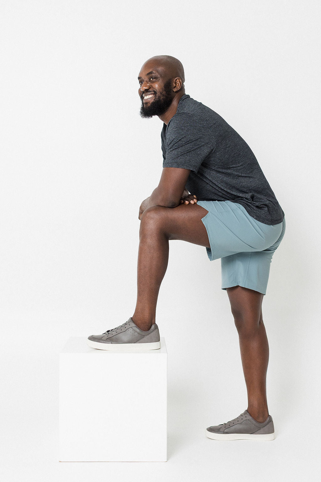 Crossover shorts sage green Maru Clothing