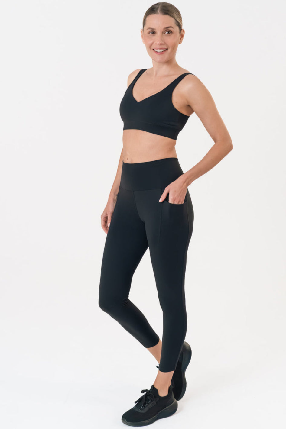 Balance Pocket High-Waisted 7/8 Leggings black maru clothing 