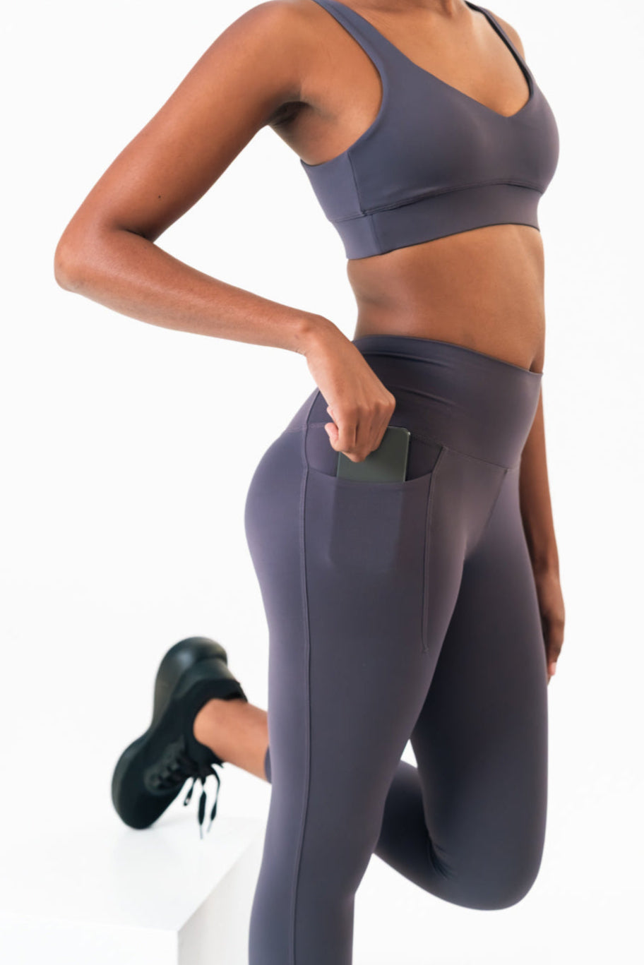 Balance Pocket High-Waisted 7/8 Leggings midnight indigo maru 