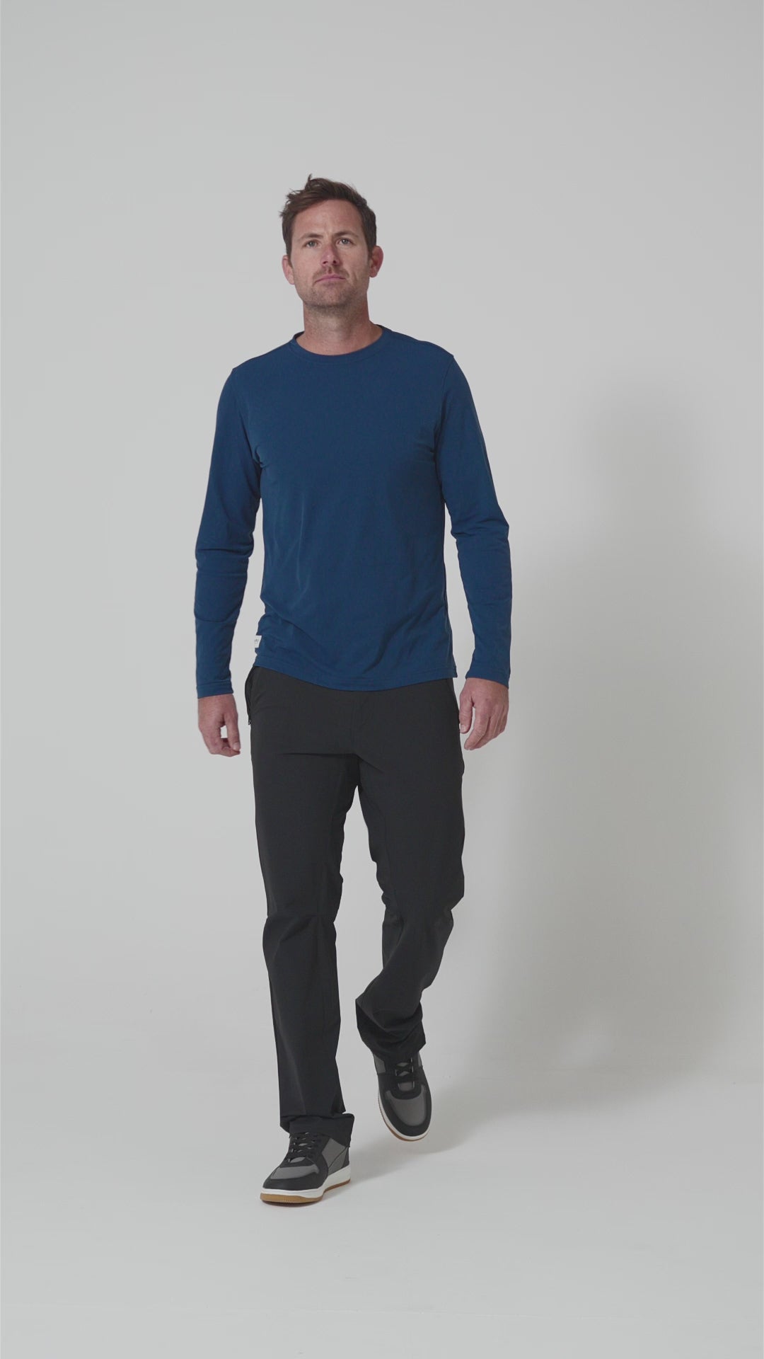 Video of key features of the Commuter pants Maru Clothing